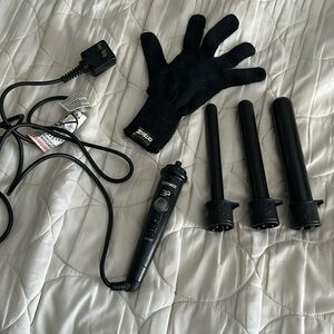 Amika interchangeable wand curler